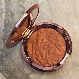 Becca Shimmering Skin Perfector Blushed Copper